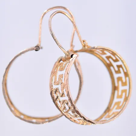 Örhängen Ø18 mm, bredd 8 mm 14K. Vikt: 2 g