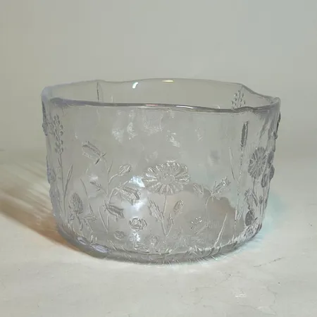 Glasskål Kjell Engman Kosta Boda Party höjd 12cm  Skickas med paket.