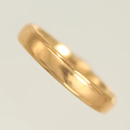 Ring stl 20¼ bredd 4mm, graverad, 18K 4,1g Vikt: 4,1 g