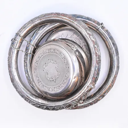 Diverse silver 800/1000. Vikt: 122,1 g