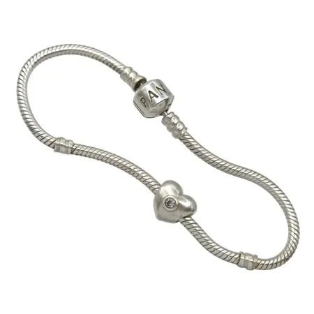 Armband PANDORA, silver 925/1000, ALE, en berlocker/charms med vita stenar längd 19 cm, länk Ø3 mm, berlock 9x10 mm, fint skick Vikt: 16,4 g