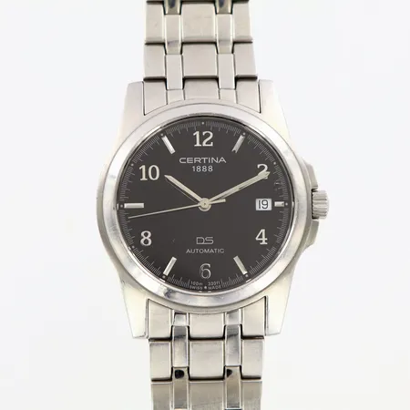 Herrur Certina DS Automatisk stål datum, Ø37mm, ref 633.7195.42, originallänk ca 16,5cm, repor på glas vid kl 2, inga tillbehör 