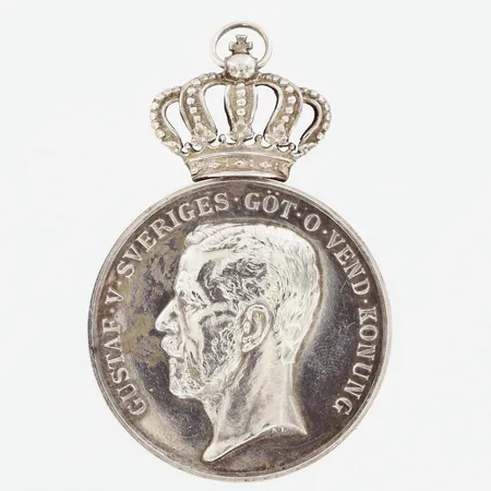 Medalj Sveriges Konung Ø41mm, längd 65mm, gravyr, silver 925/1000 Vikt: 38,3 g