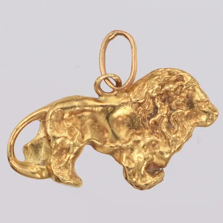 Hänge lejon, längd 18,3, bredd 23,5mm, 18K Vikt: 1,5 g