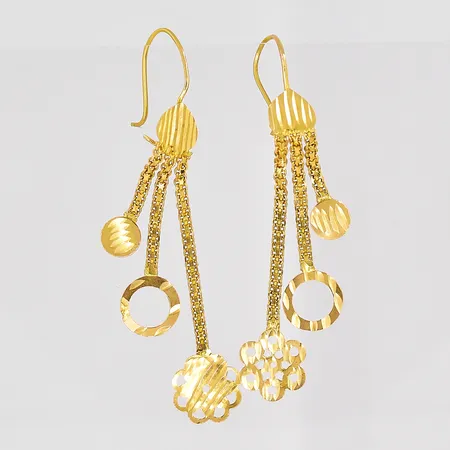 Örhängen längd 60mm skeva öglor 21K Vikt: 4,5 g