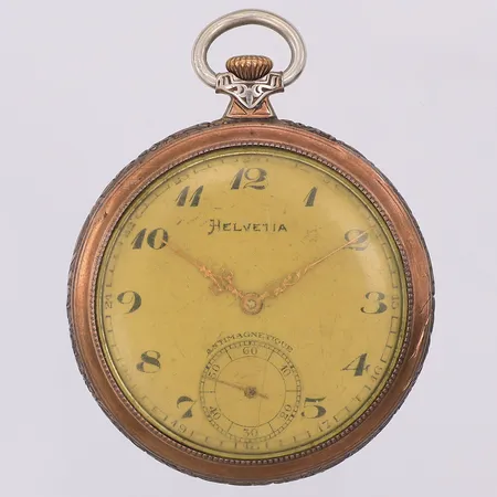 Fickur Helvetia 49mm, liten sekundvisare, innerboett i metall, fungerar ej, gulnat plexiglas 800/1000