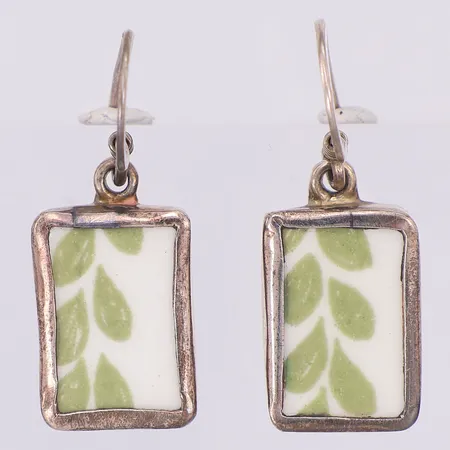 Silverörhängen med målad porslinsplatta 34 x 11mm, 925/1000 Vikt: 5,9 g