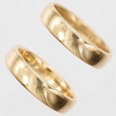 Två ringar stl:18¼ och stl:18 gravyr, 18K  Vikt: 13 g