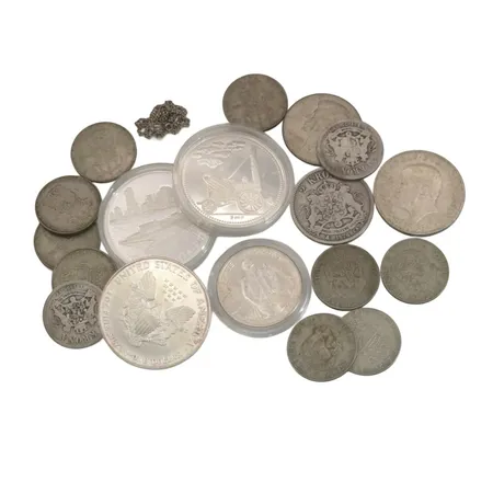 5 silvermynt/medaljer 400-999/1000, finvikt cirka 93g, parti svenska silvermynt, halsband, silver 400-830/1000, total finvikt cirka 143g