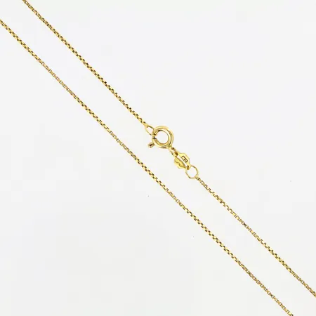 Kedja Venezia 42cm, bredd: 1mm, skev, 18K  Vikt: 2,3 g