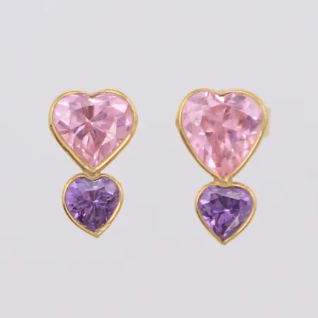 Ett par örhängen med rosa och lila stenar, längd 10,4mm, bredd 6,2mm, 8K Vikt: 1,2 g