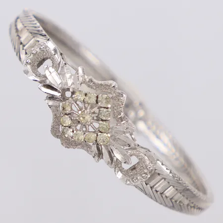 Armband med vita stenar, längd 18cm, bredd 5,6-17,8mm, silver 800/1000 Vikt: 20,2 g