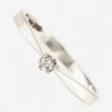 Ring med diamant 0,05ct stl:17½, 18K Vikt: 2,2 g