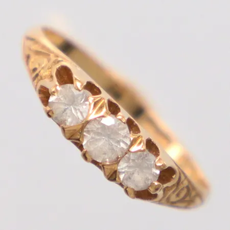 Ring , vita stenar, Ø17¾,  18k  Vikt: 2,3 g