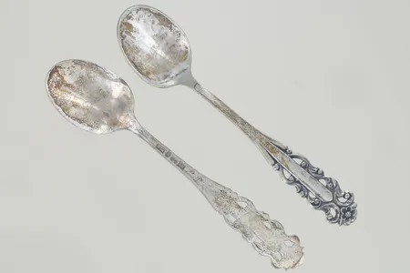 silverskedar längd 11 cm, silver  Vikt: 27,3 g