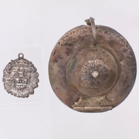 2 Delar silver 830/1000 Vikt: 21,2 g