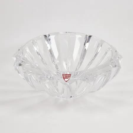 Skål Zodiac av Erika Lagerbielke för Orrefors, nr: 472931, höjd 9cm, Ø14cm, kristall.  Skickas med postpaket.