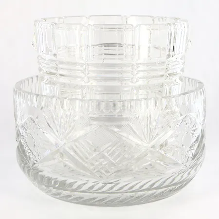 Ishink höjd:ca16cm Ø16cm, omärkt, skål höjd:ca11cm, Ø20cm omärkt Skickas med paket.