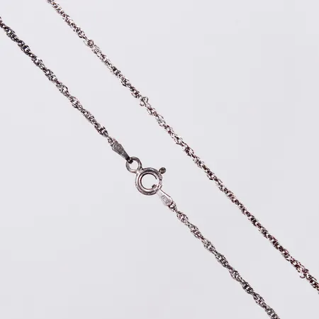 Kedja tvinnad längd: ca 42cm bredd: ca 1mm Svedbom & Co AB silver 925/1000 Vikt: 2,1 g