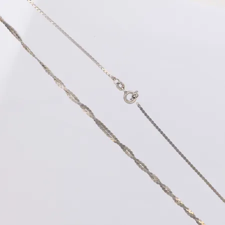 Collier, defekt, silver 925/1000  Vikt: 3,7 g