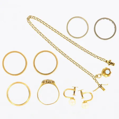 Diverse guld, 6 Ringar Örhängen, Armband, gravyrer, vissa defekter, 18K Vikt: 25,4 g