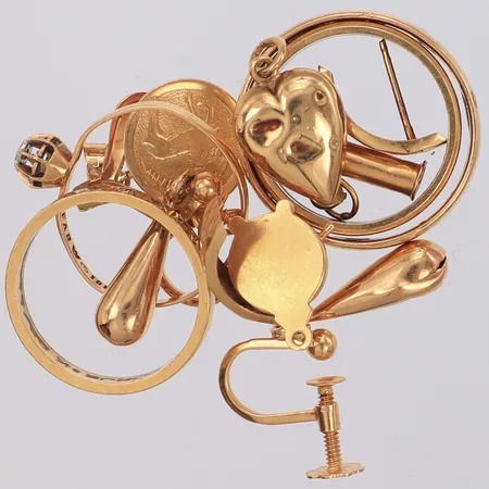 Diverse guld, stenar, gravyr, skadat, defekt, 18K  Vikt: 19,7 g