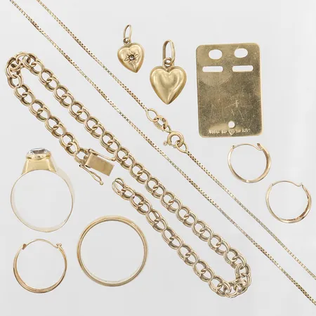 Diverse guld med sten, defekt, 18K  Vikt: 20,5 g