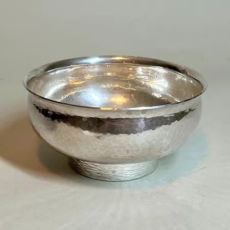 Silverskål Borgila höjd 8cm Ø16,5cm, graverad botten 925/1000 Vikt: 554,8 g