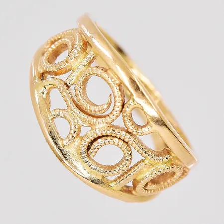 Ring stl:14 bredd ovandel 9,9mm 18K Vikt: 3,3 g