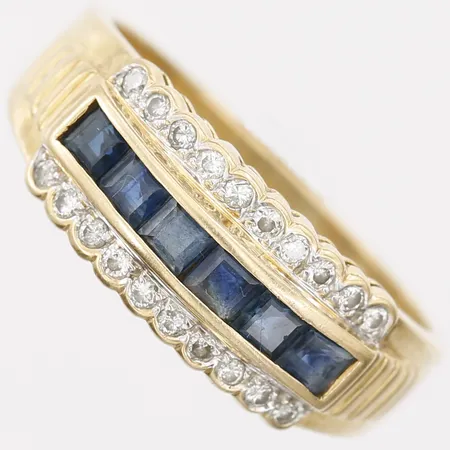 Ring med diamanter 20xca0,01ct samt blå stenar, stl:17¼, bredd 3-7mm, 18K Vikt: 4 g