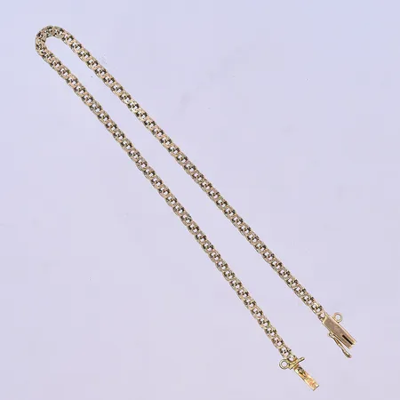 Armband Bismarck längd 18,5 cm, bredd 2 mm 18K. Vikt: 2,1 g