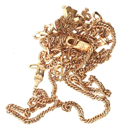 Diverse smycken med slitage,18k. Vikt: 14,7 g