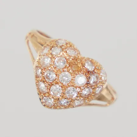 Ring hjärta med vita stenar stl:18 bredd 2-12mm, sten saknas, 21K,  Vikt: 3,3 g