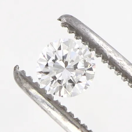 Oinfattad diamant 0,62ct, IF/River enligt certifikat från EGL Maj 1977