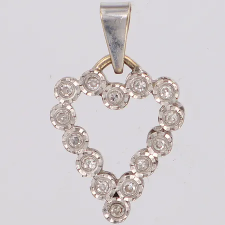 Hänge hjärta med diamanter totalt ca 0,14ct, 22x13mm, vitguld 18K Vikt: 2 g