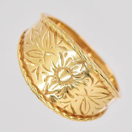 Ring landskapsmodell stl:19 ovandel bredd 11,8mm BEH 18K Vikt: 6,3 g