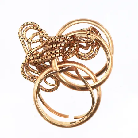 Trasigt guld 18k. Vikt: 17 g