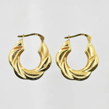 Örhängen Ø20 mm bredd 5 mm, 18K. Vikt: 2,8 g