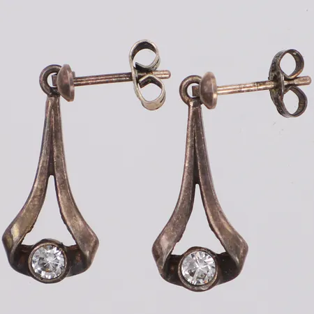 Örhängen med vita stenar, längd 23mm, 925/1000 silver  Vikt: 1,9 g