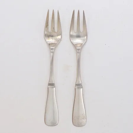 2 Gafflar längd 12,5cm, modell Uppsala, MGAB 830/1000 silver Vikt: 35,1 g