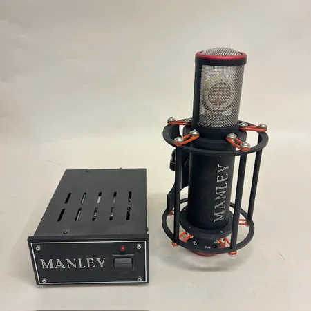 Mikrofonset Manley Laboratories Reference Cardioid Me Diaphragm Tube Condenser Microphone, svart/röd, extra uppsättning gummiband, serie-nr REFCARDX529, tillhörande PSU, kablage, manual, box, Nypris 37.000kr Skickas med postpaket.