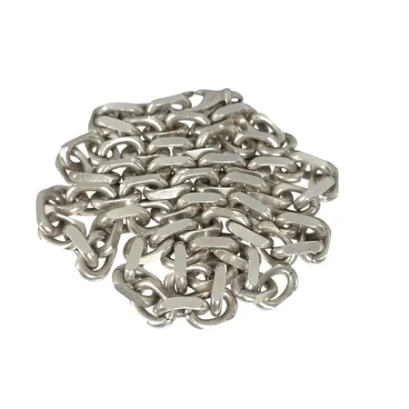 Halskedja Ankarlänk silver 925/1000, längd 69 cm, bredd 8,2 mm, defekt låsögla, bruksmärken  Vikt: 145,4 g