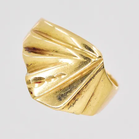 Ring stl:17¾ bredd ovandel 14,4mm 14K Vikt: 3,5 g