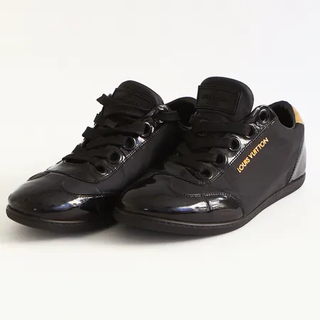 Louis Vuitton Sneakers, Svart nylon och lackläder, stl:36½, Italien, GO 0164, slitage under sulor samt lack skador på höger sko, med dustbag, extra skosnören och box