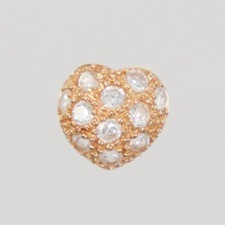 Udda örhänge med vita stenar, ojämnt stift, stopp saknas, ostämplad, 18K Vikt: 1,2 g