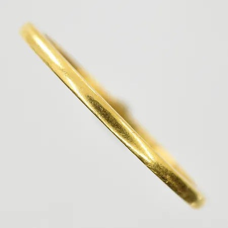 Ring stl 17 bredd 1 mm, gravyr, 23K. Vikt: 1,9 g
