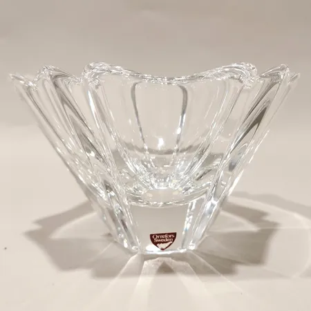 Skål Orion Lars Hellsten Orrefors, höjd 9cm Ø14cm etikett märkt kristall