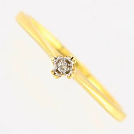 Ring med diamant ca0,01ct stl:17¾, bredd:1,6-3,7mm, 18K Vikt: 1,5 g