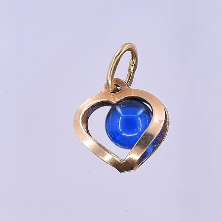 Hänge hjärta med blå sten längd 12 mm, bredd 9 mm 18K. Vikt: 0,5 g