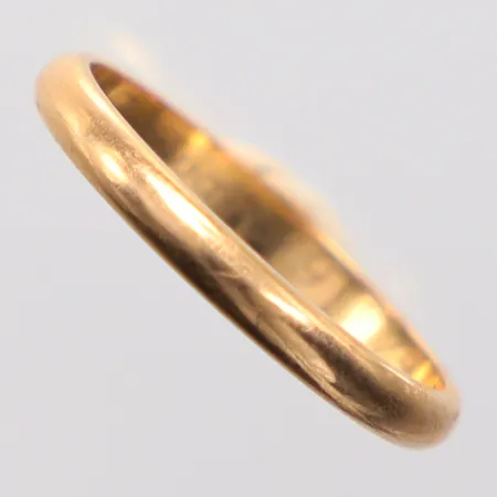 Ring stl 19¼, gravyr, 18K Vikt: 3 g